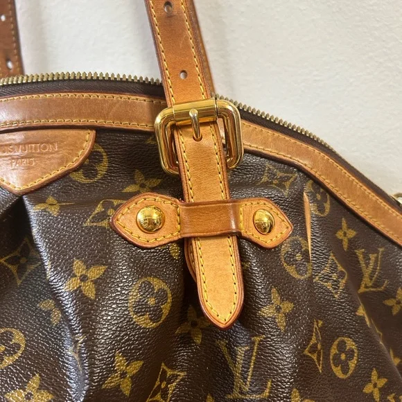 AUTHENTIC WITH PAPERS Louis Vuitton Tivoli GM Monogram Shoulder Bag - Picture 4 of 13